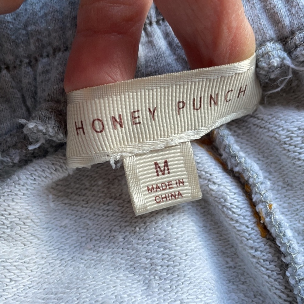 Honey Punch Cropped Jogger - Picture 2 of 3